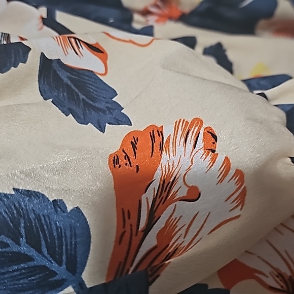 Gourgous brand new shein tank for summer - Picture 9 of 9